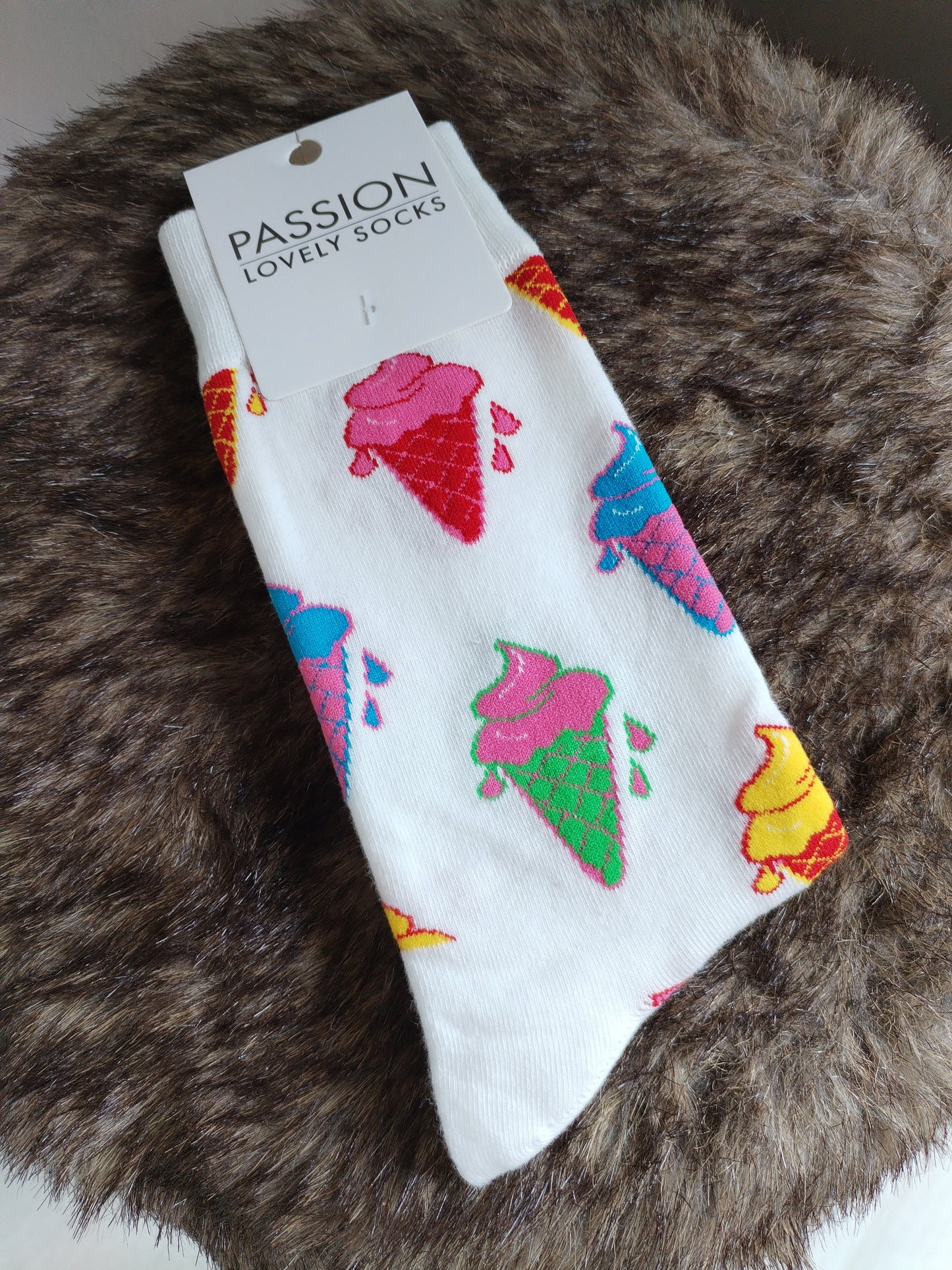 Tolle Socken mit Eis Motiv