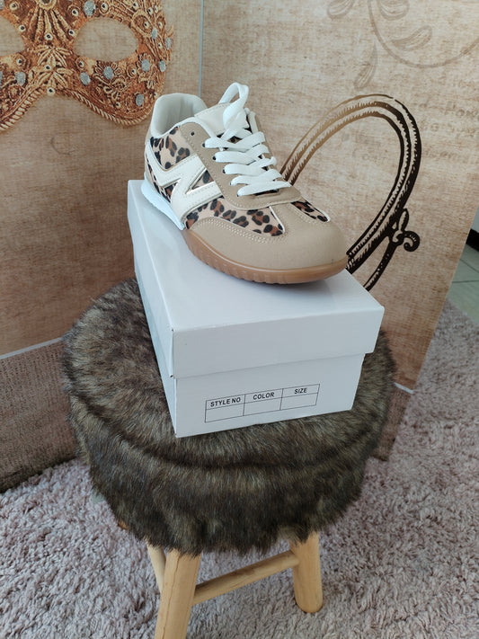 Leo Sneaker Größe 37