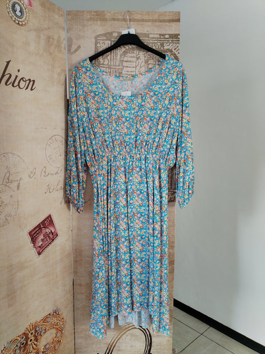 Sommerkleid mit Blumenmotiv