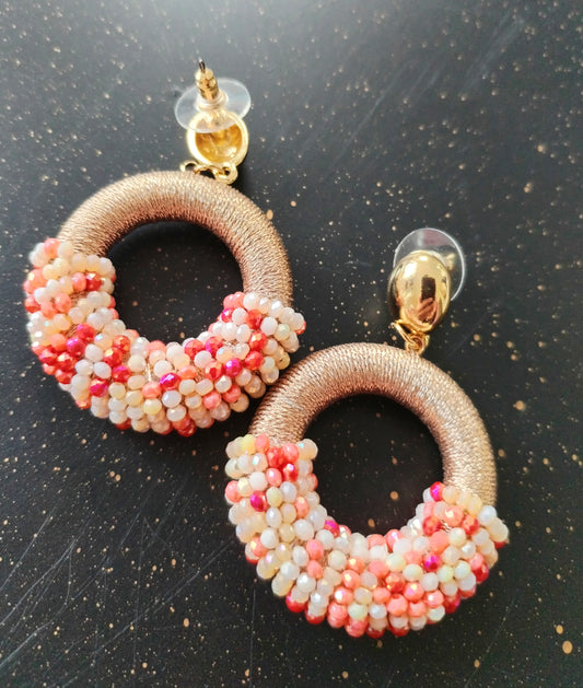 Ohrringe mit Glitzersteinchen